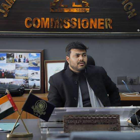 'Comm JMC issues Notice to Royal Nest Flats in Jammu ; More Local Builders under Scanner '