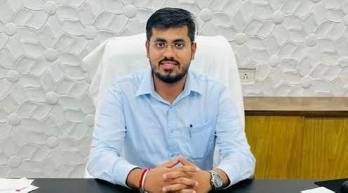 MHA promotes 16 IAS Officers including from J&K segment