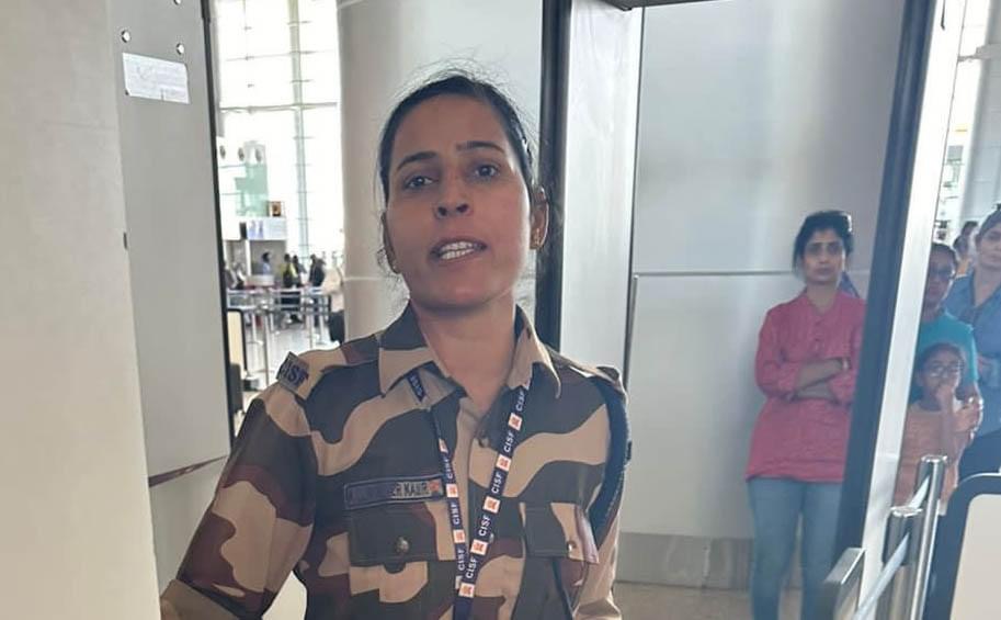 CISF suspends Woman Official who slapped MP Kangana Ranaut 