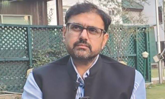 Satish Sharma holding charge of 7 Ministries  in J&K , Some to divested after Cabinet expansion