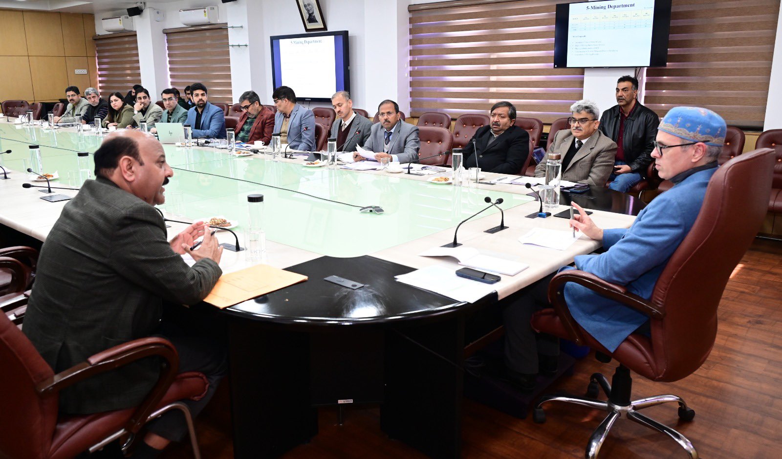  CM J&K issues directions to Depts during pre-Budget Consultations