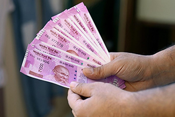 Last  date to exchange ₹ 2,000 notes at banks has been extended 