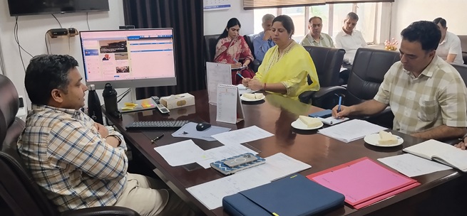 IT Secretary reviews implementation of Meghraj, Mini SOC 