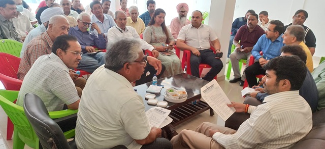 JMC Commissioner reiterates his commitment towards improving civic amenities, sanitation infrastructure etc