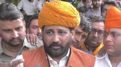 Karni Sena President Sukhdev Singh Gogamedi shot dead