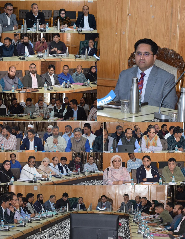 Sidha emphasizes the need for timely execution of developmental projects and efficient delivery of public services to  people