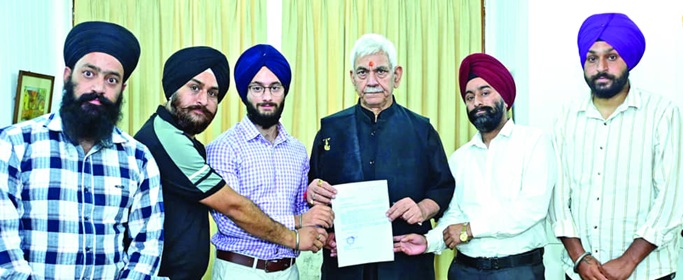 LG  Manoj Sinha assures of thorough inquiry into Chattisinghpora massacre 
