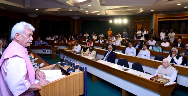 LG Manoj Sinha identifies 05 major challenges that eminent personalities, industries, business leaders, engineers must address together
