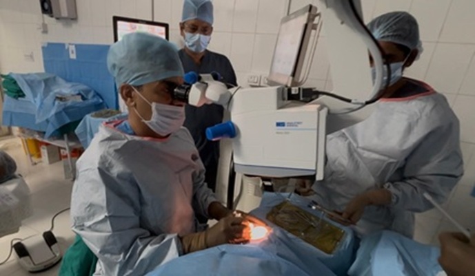 LG Manoj Sinha lauds Armed Forces Medical Services for restoring sight of 220 patients under 'Operation Drishti' in Tangdhar, Karnah 