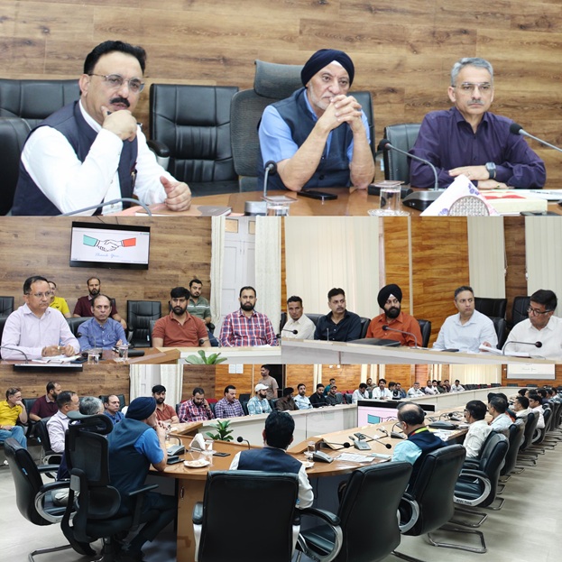 MD JPDCL, DC review progress of Power Sector schemes in District Doda 