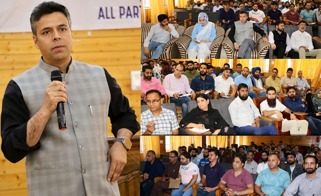 DC Srinagar encourages Yuva Doots to act as catalysts of positive change within their communities.