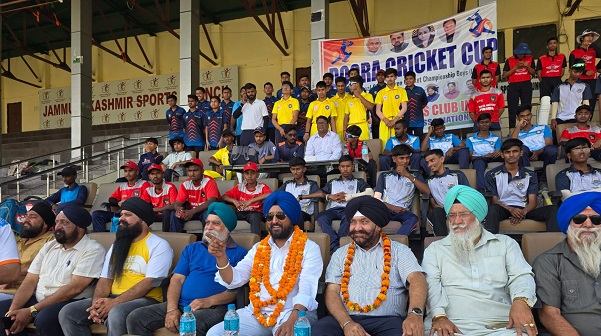 Tony attends 17th Junior National Super Seven Cricket Championship
