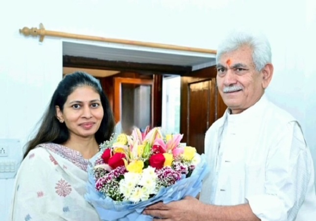 Union MoS Raksha Khadse calls on LG Manoj Sinha