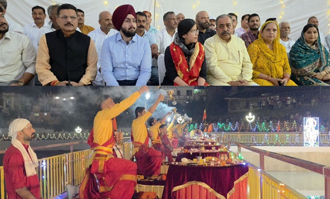 Historic Maha Aarti illuminates revived ancient Sarovar at Shri Narsingh Dham Ghagwal