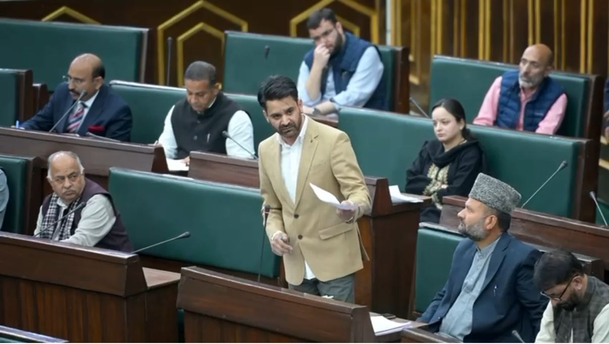 'Keep SRO 305 , SRO 176 in abeyance until reservations are rationalised, automatically restore 70% open merit: MLA Waheed Para'