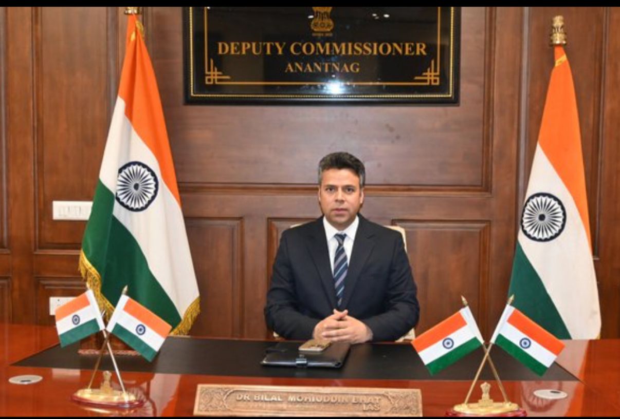 'Dr Bilal Bhat assumes charge as DC Anantnag ; 4th District as DC'