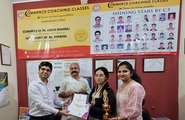 MLA Jammu East Yudhvir Sethi felicitates C3 Institute’s National Olympiad Toppers