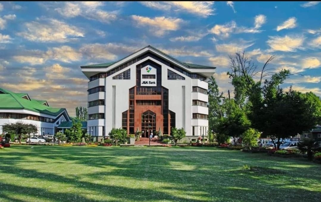 ' J&K Bank posts net profit of Rs 424 Cr for Q1'