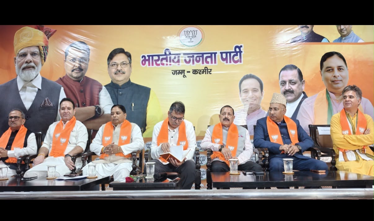 'BJP J&K Incharge Satish Poonia chairs meetings  in Jammu'