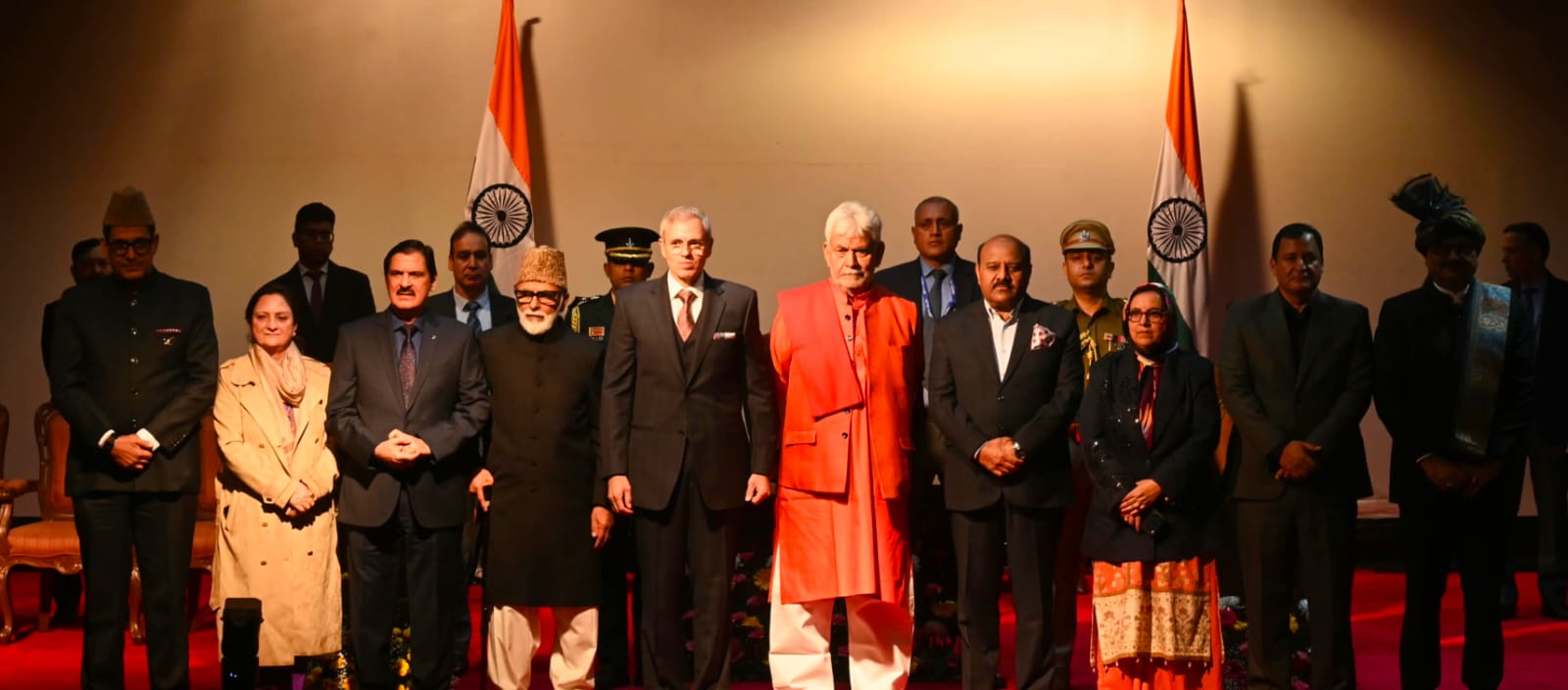 LG Manoj Sinha administers Oath to Ali Mohd Sagar, Altaf Kaloo, Shamima Firdous , Saifullah Mir as Ministers ; Principal Secretary Govind Jaiswal conducts proceedings 