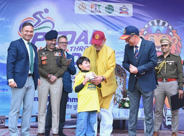 'J&K Police have combined Suty with social commitment: LG Manoj Sinha'