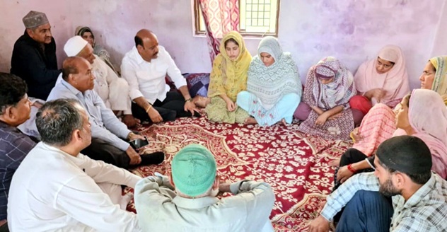 Dy CM J&K visits Border areas, expresses condolences