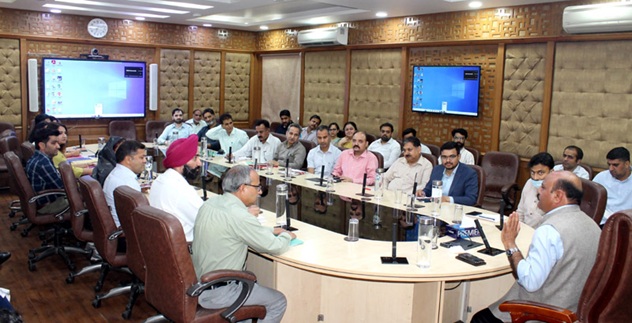 Secretary Border Management reviews progress of border infrastructure works in Ladakh