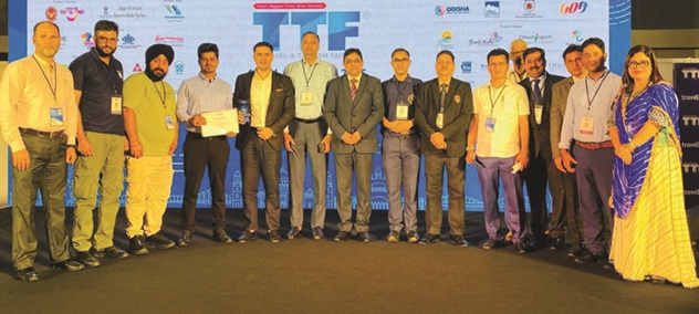 J&K Tourism bags award of excellence at TTF Kolkata 