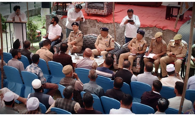 'DIG Sandeep Wazir  reviews Security in Rajouri Poonch '