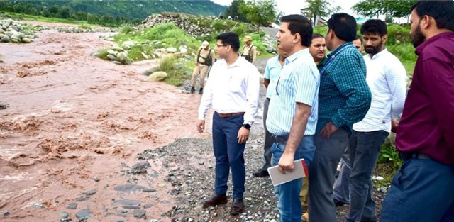 DC Poonch conducts visit of landslide, flood-prone areas:, Issues slew of directions
