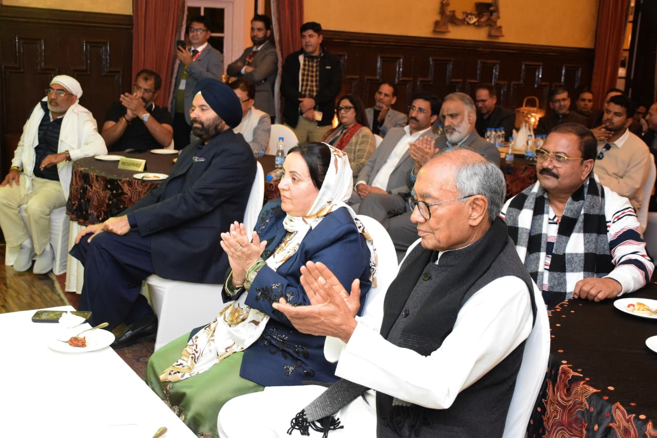 Minister Sakeena Itoo  interacts with members of Department-related PSC on Education, Women, Children, Youth & Sports