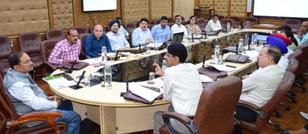 Advisor Bhatnagar chairs Governing Body meet of J&K Medicinal Plant Board 