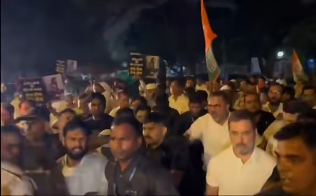 Rahul Gandhi leads Congress’ Candle March to pay homage to Pahalgam Victims 