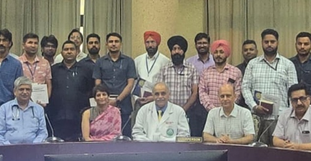 Dr Ashutosh, Principal/Dean, GMC honoured at PGIMER Chandigarh