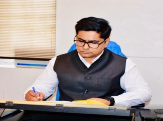 Owais Ahmed takes Charge as Director of Food, Civil Supplies & Consumer Affairs