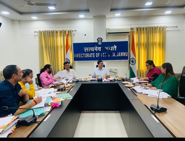 Rajesh Shavan  grants promotions to 64 employees including 09 Tehsil Supply Officers