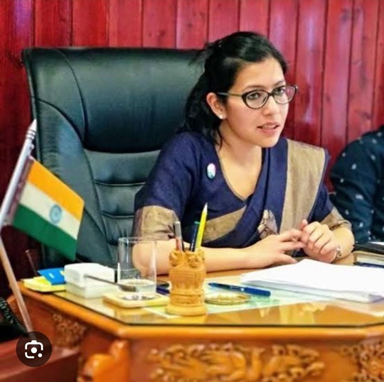  Avny Lavasa  assesses overall functioning, operational efficiency of Royal Springs Golf Course