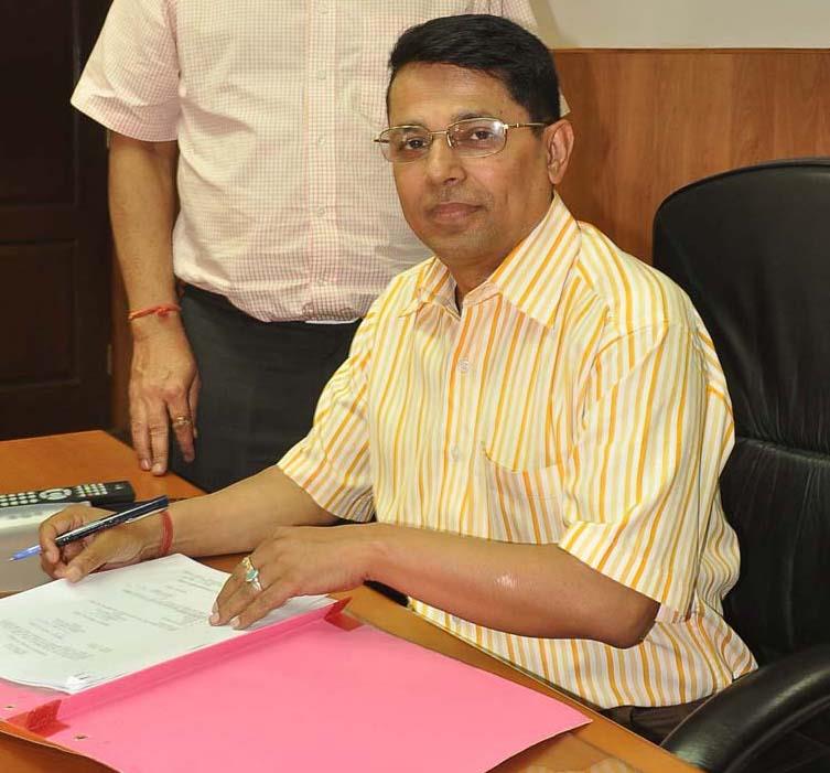 Senior IAS Officer Shantmanu joins in J&K