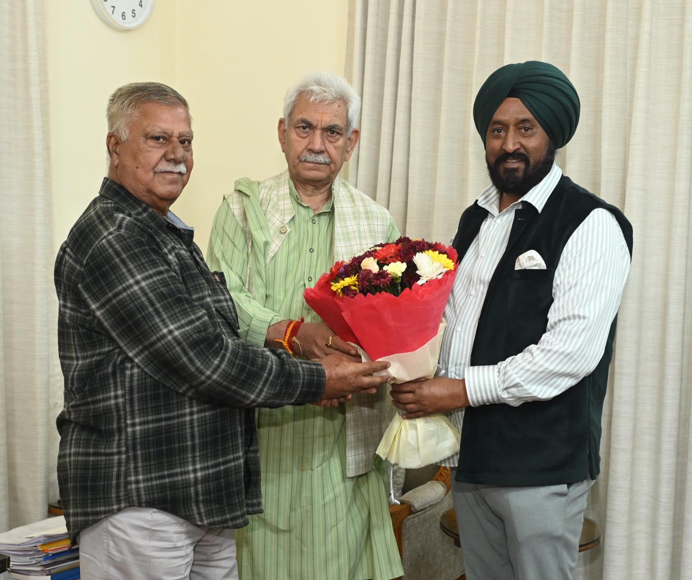 Sukhnandan, Tony call on LG Manoj Sinha; discuss issues of J&K Jat Sabha