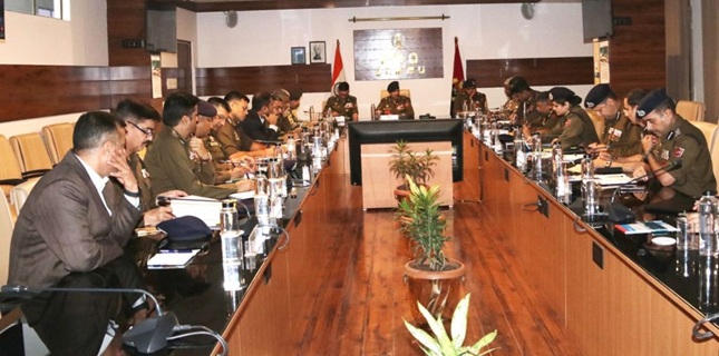DGP J&K chairs Hybrid Security review with BSF, CRPF & Agencies