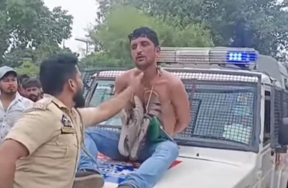 Accused  paraded on Jammu Streets with Shoe Garland ; Inquiry Ordered