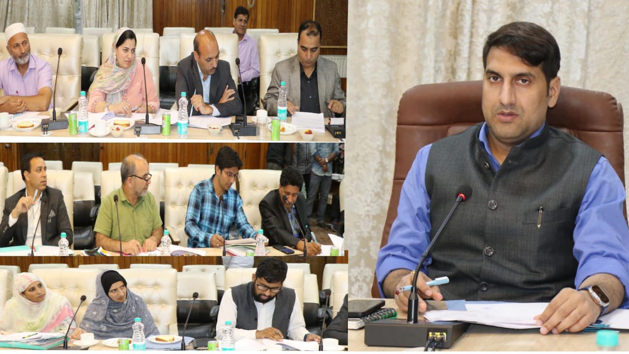 DC Srinagar approves 48 cases for Self Employment Generation