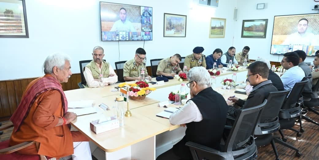 LG Manoj Sinha asks for time-bound/result-oriented strategy by all DCs in next 78-days on Nasha Mukt J&K Abhiyan 