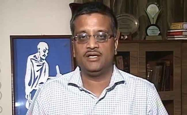 'IAS Officer, transferred 57 times in his career,  to retire Today '