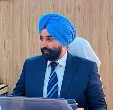 Charandeep assumes  charge as Labour Commissioner, J&K