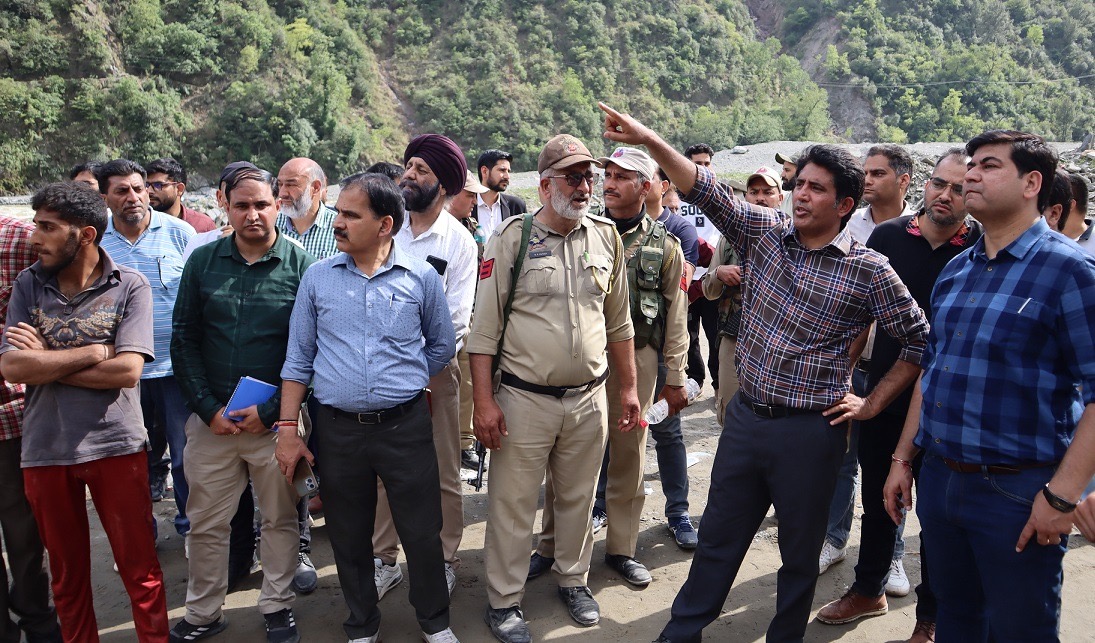 DC Ramban visits flood-affected areas Reviews relief, restoration measures