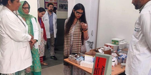 Akriti Sagar emphasises importance of maintaining high standards of healthcare services, ensuring the availability of essential medicines