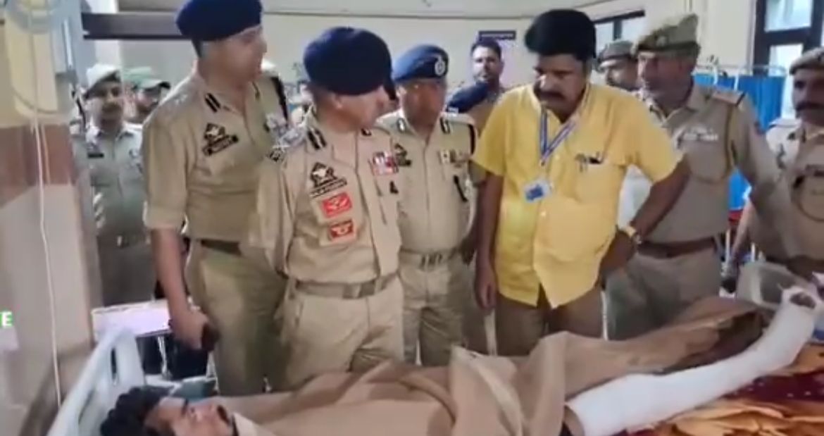 DGP J&K , IGP Jammu meet Shelling Victims in Poonch