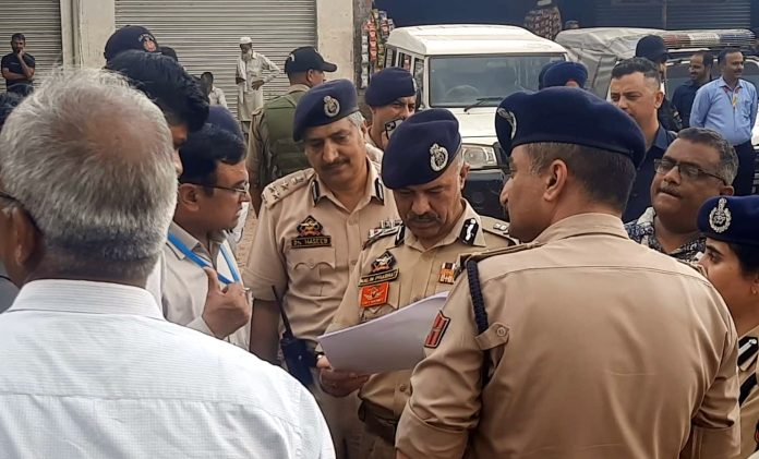 DGP, IG Traffic visit Tharad Section of Jammu-Srinagar Highway