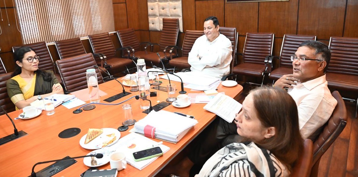 Javid Dar chairs 67th BoDs meet of JKHPMC